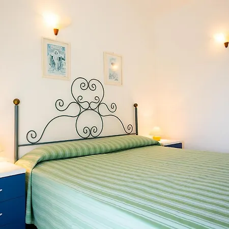 Hotiday Apartments Villa Alba *